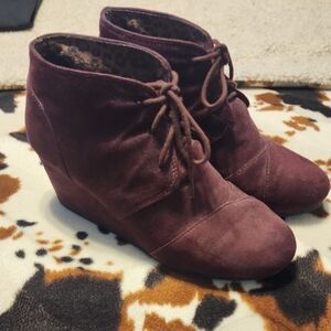 Cityclassified Burgundy Suede Ankle Booties